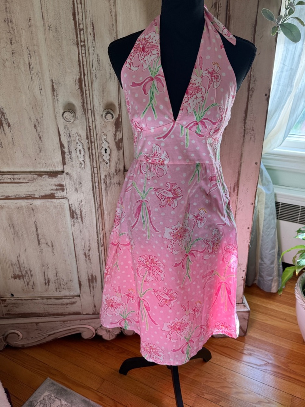 Lilly Pulitzer Cotton Floral Print Halter dress. Size 4. Beach, resort wear